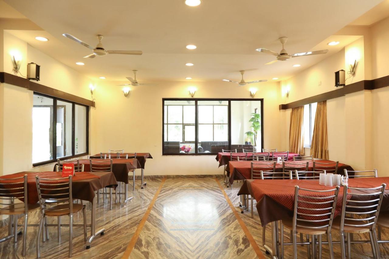 Oyo 10943 Hotel Plus Corporate Khapa  Exterior photo
