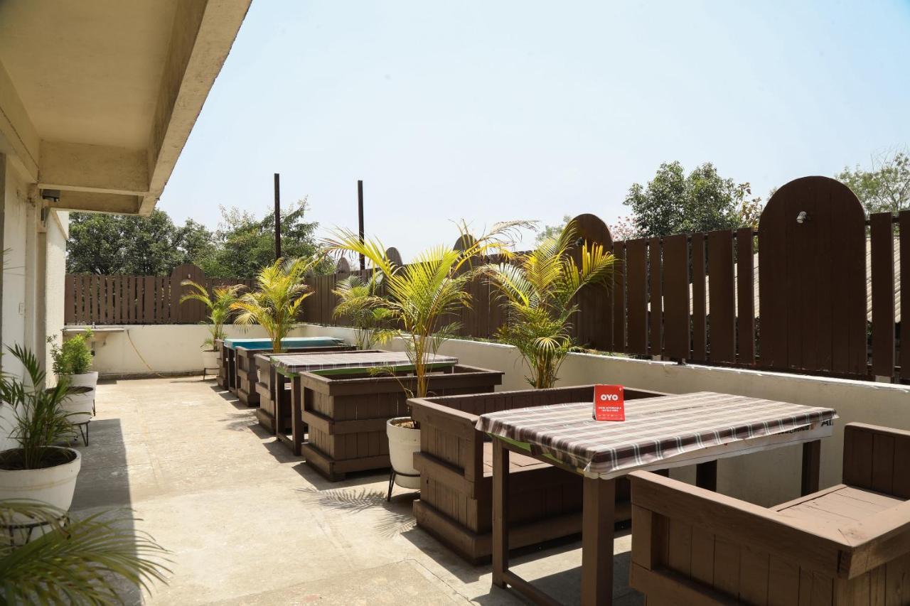 Oyo 10943 Hotel Plus Corporate Khapa  Exterior photo
