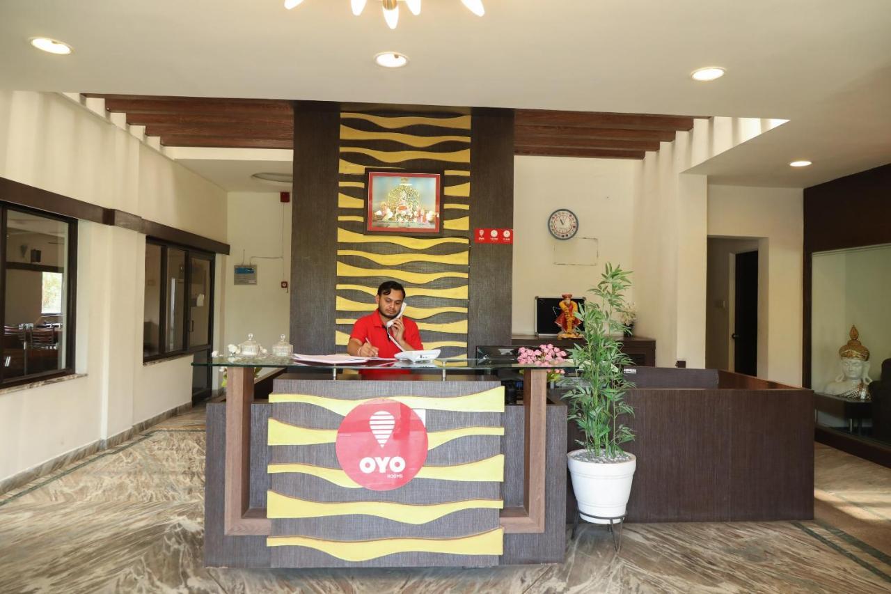 Oyo 10943 Hotel Plus Corporate Khapa  Exterior photo