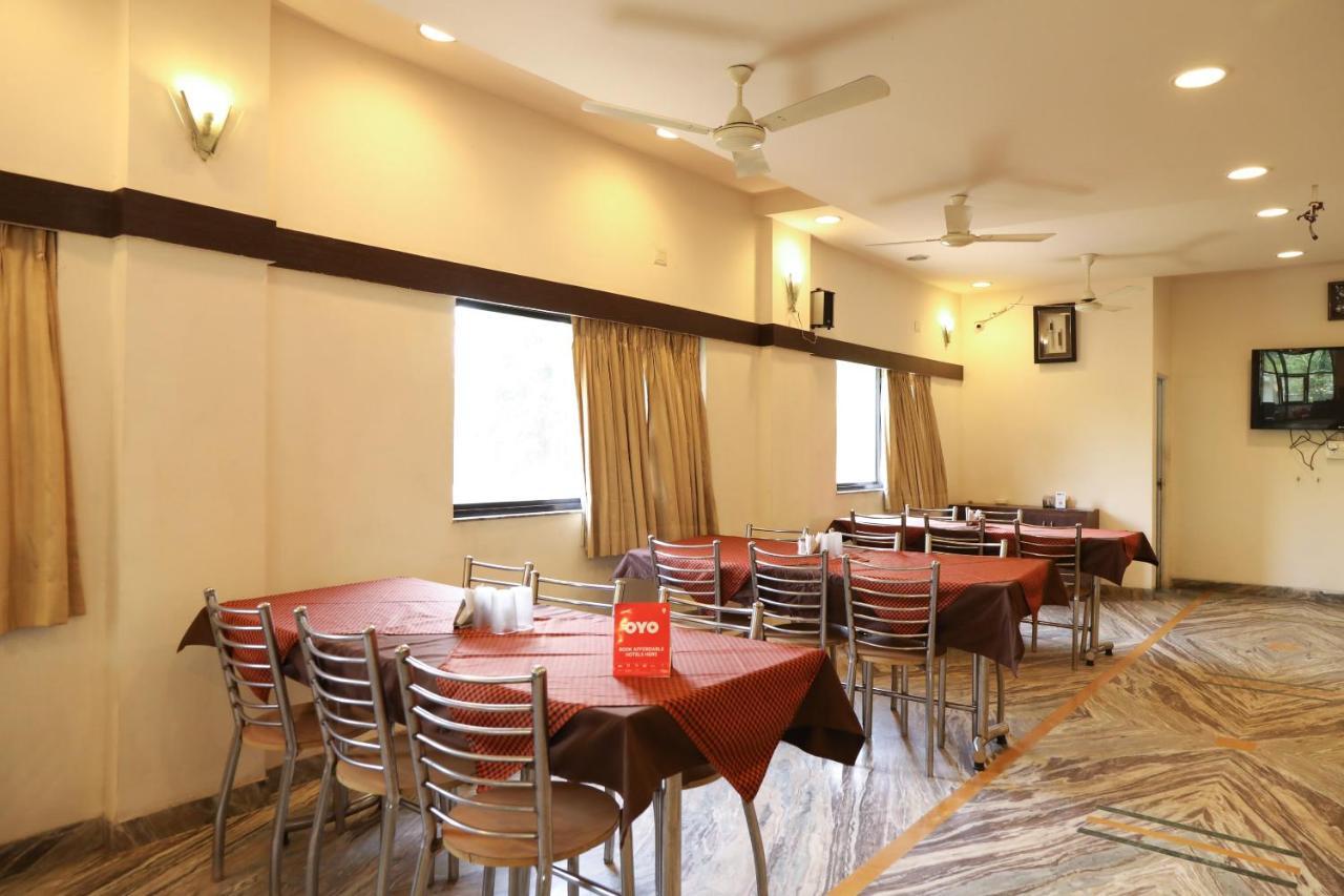 Oyo 10943 Hotel Plus Corporate Khapa  Exterior photo